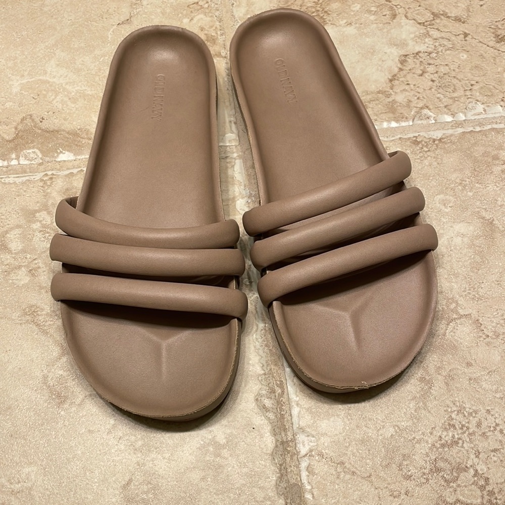 Old Navy Beige Nude Slides